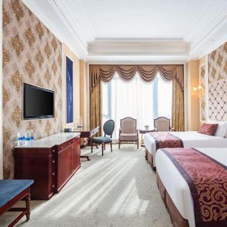 Eurasia Convention International Hotel Wuhan Zewnętrze zdjęcie