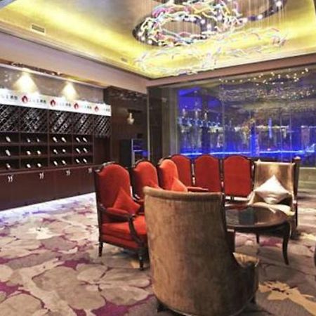 Eurasia Convention International Hotel Wuhan Zewnętrze zdjęcie