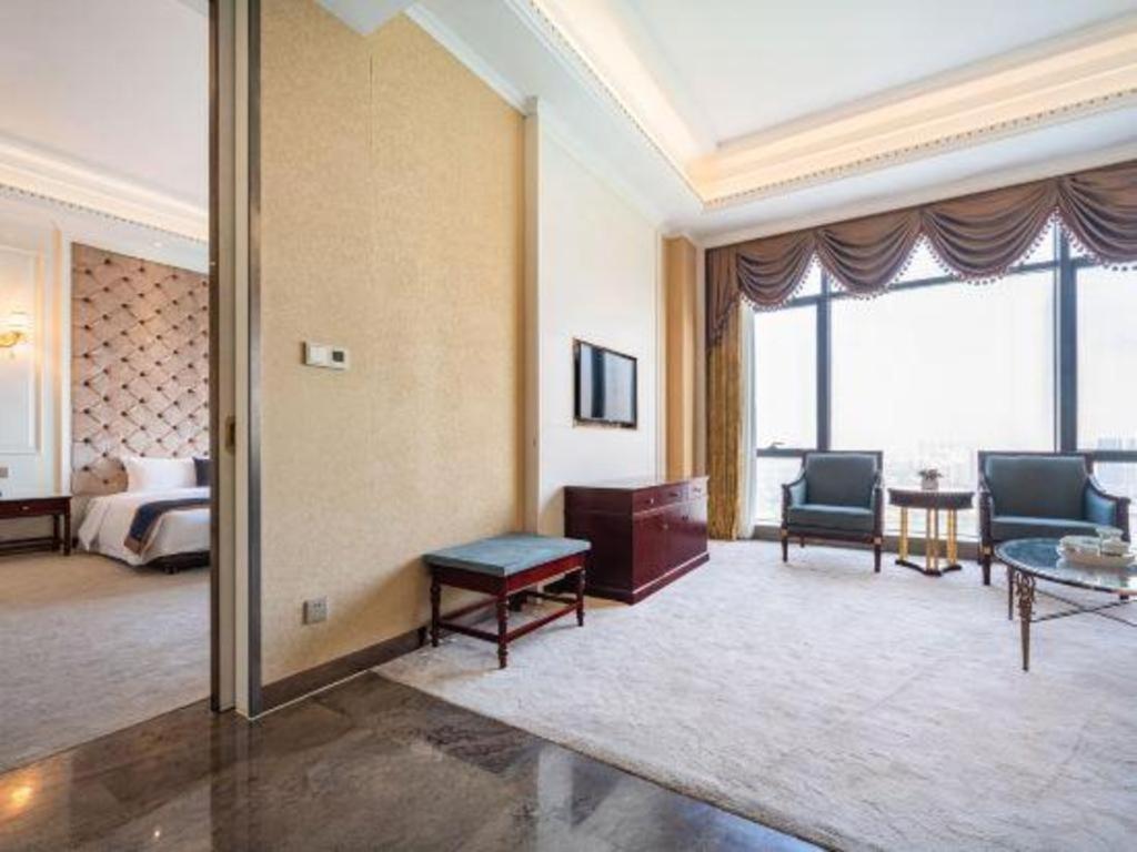 Eurasia Convention International Hotel Wuhan Zewnętrze zdjęcie