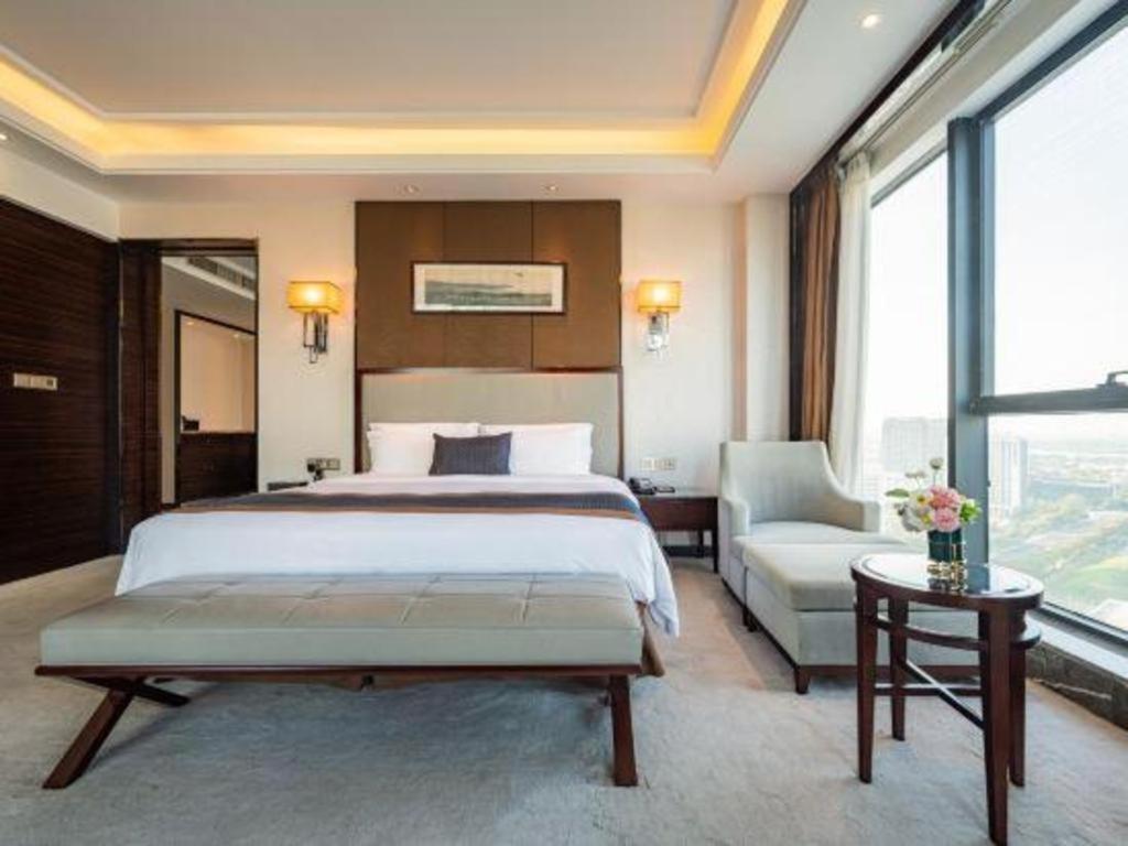 Eurasia Convention International Hotel Wuhan Zewnętrze zdjęcie
