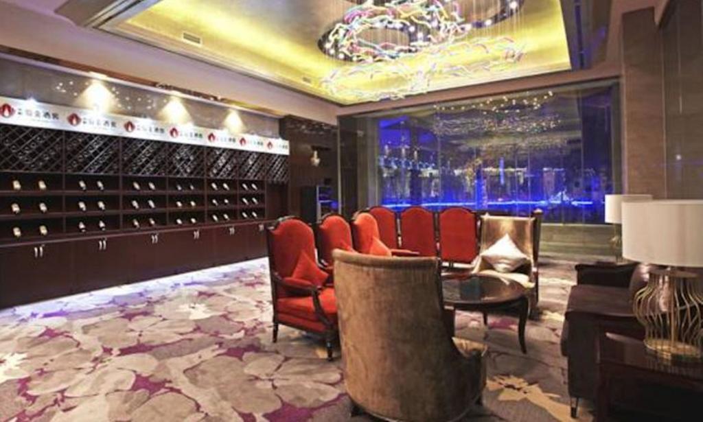 Eurasia Convention International Hotel Wuhan Zewnętrze zdjęcie